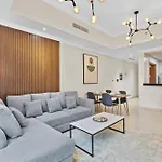 Premium 1 Bedroom Apartment Near Dubai Mall