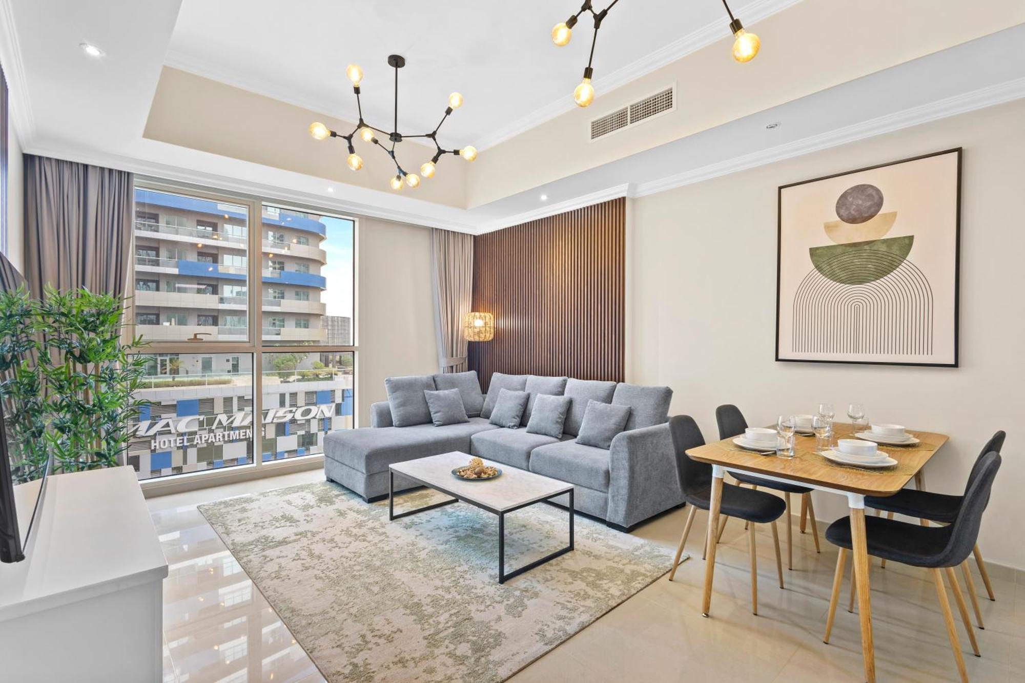 Premium 1 Bedroom Near Mall * Dubai